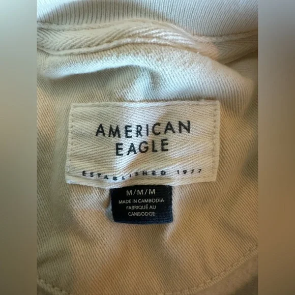 American Eagle Cream Casual Top - Picture 5 of 5